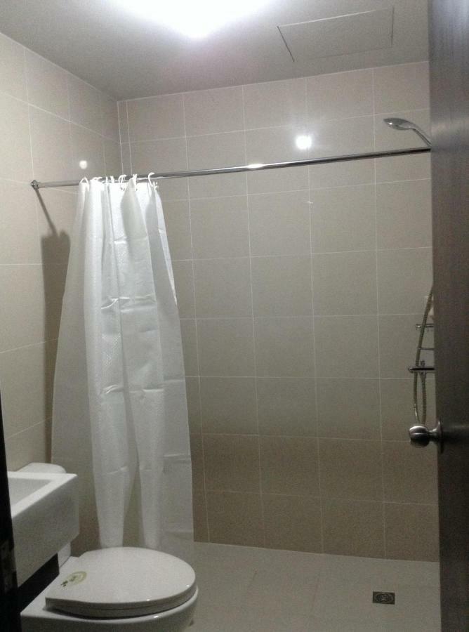 Cubao Manhattanheights Unit 11A Tower B, 2Br Манила Экстерьер фото