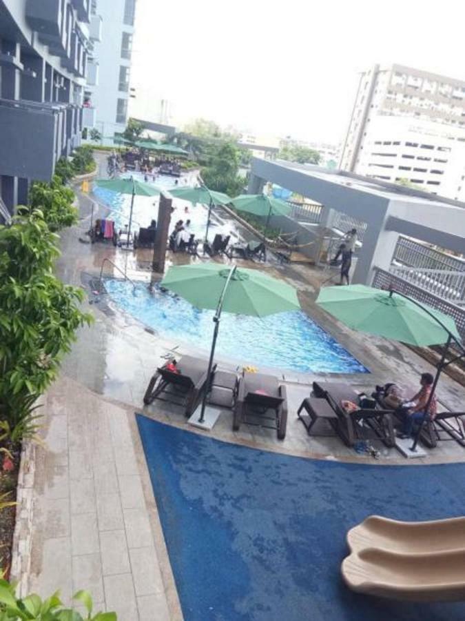 Cubao Manhattanheights Unit 11A Tower B, 2Br Манила Экстерьер фото