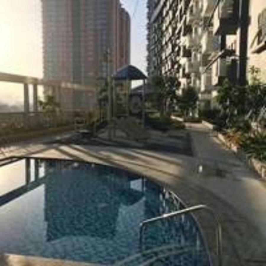 Cubao Manhattanheights Unit 11A Tower B, 2Br Манила Экстерьер фото